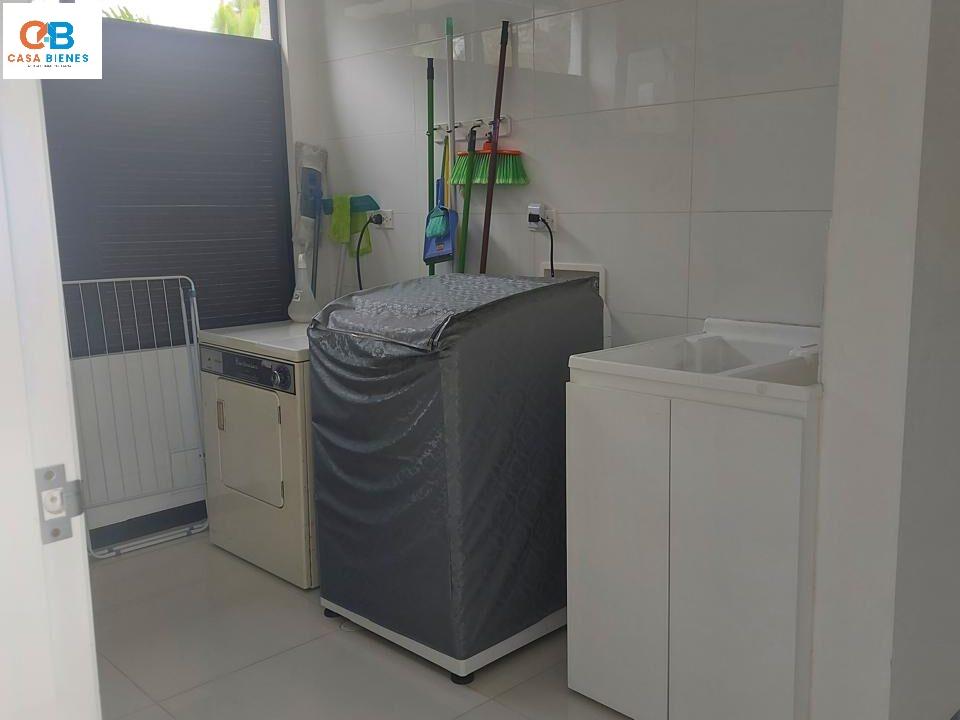 WhatsApp Image 2024-05-15 at 3.08.59 PM (3)