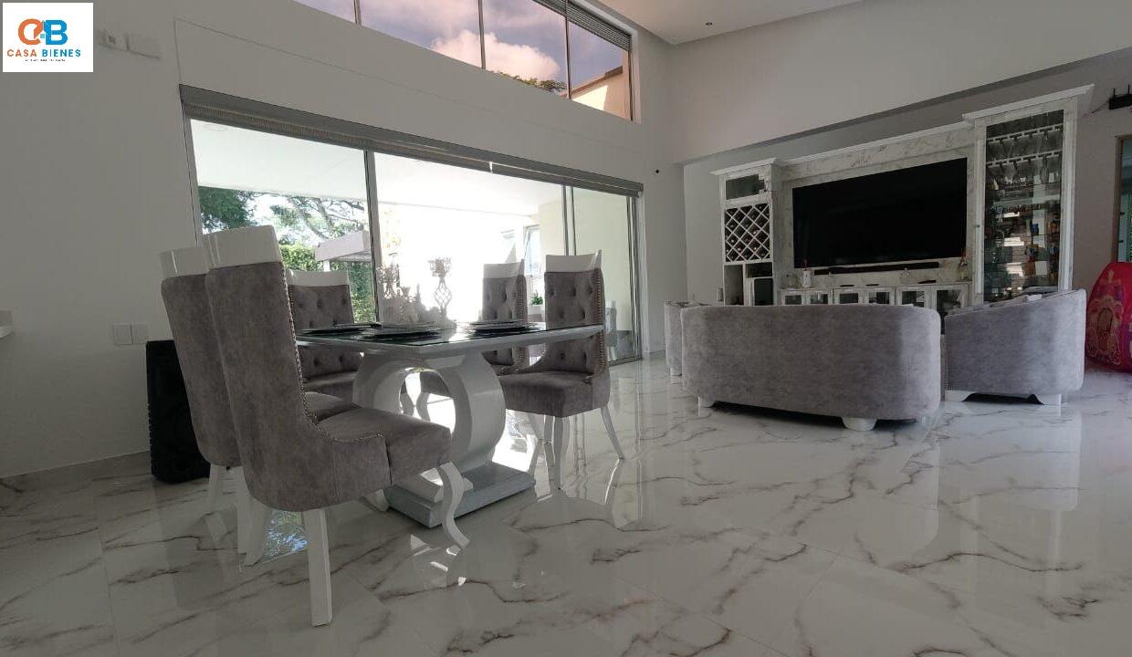 WhatsApp Image 2024-05-17 at 8.36.57 PM (3)