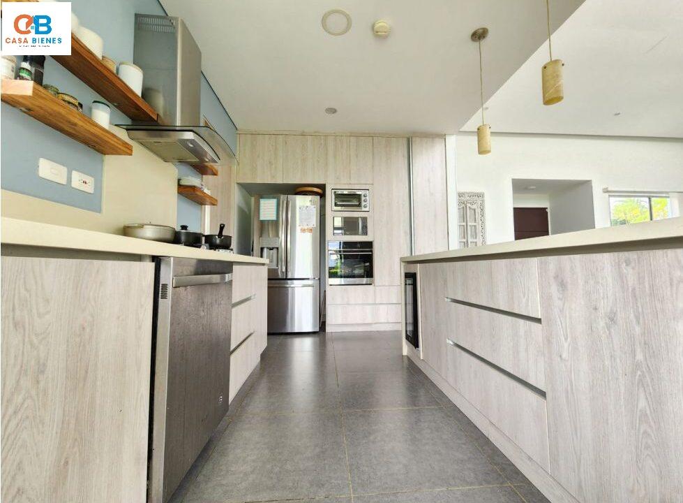 WhatsApp Image 2024-05-17 at 8.53.53 PM (2)