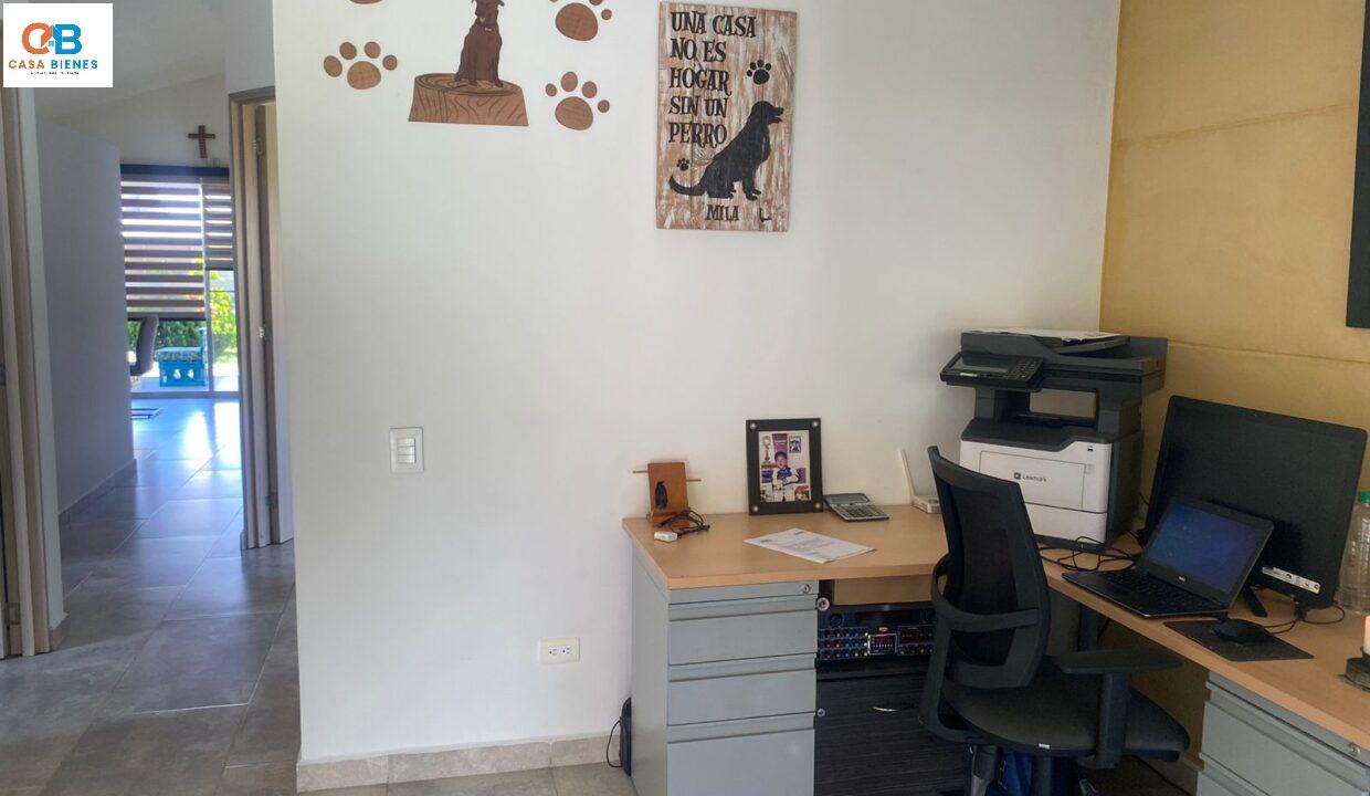 WhatsApp Image 2024-05-20 at 8.31.23 PM (1)