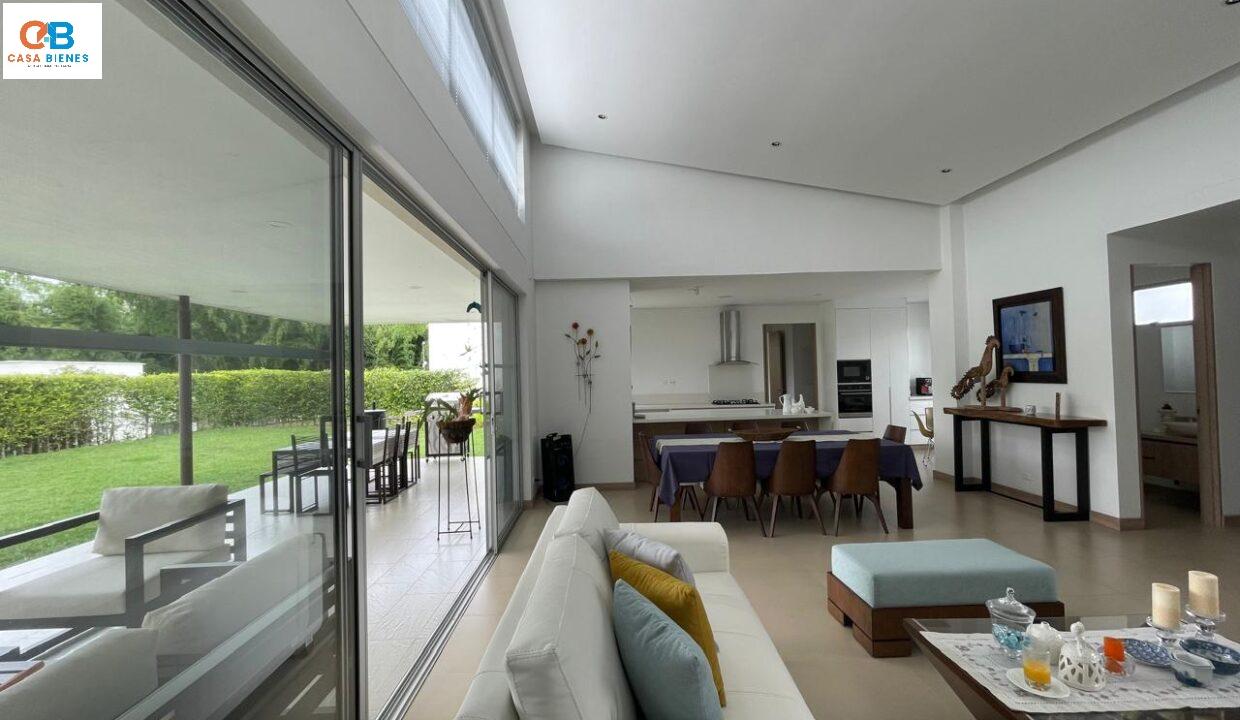 WhatsApp Image 2024-06-13 at 7.15.00 PM (3)