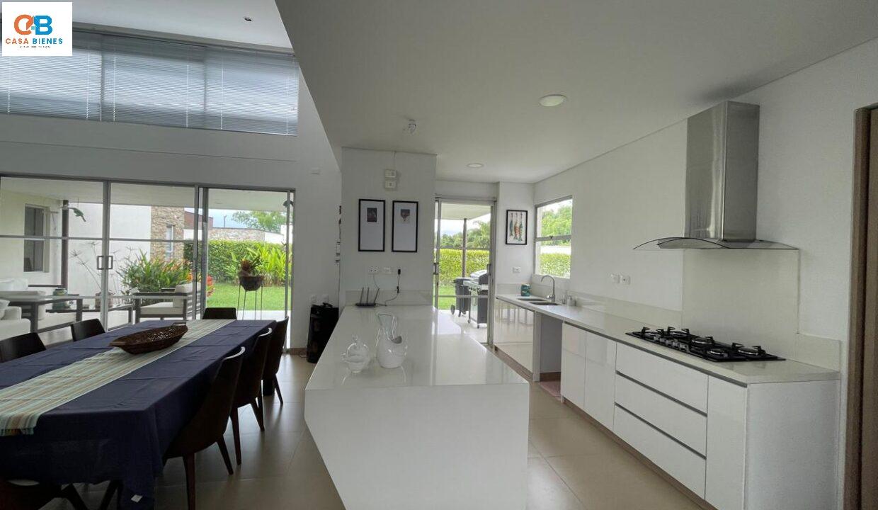 WhatsApp Image 2024-06-13 at 7.15.01 PM (2)