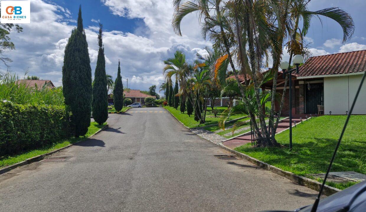 WhatsApp Image 2025-01-30 at 10.06.29 PM (1)