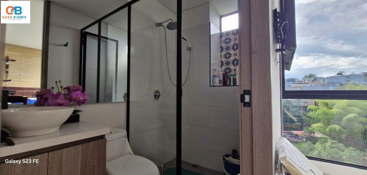 WhatsApp Image 2025-09-28 at 10.03.47 PM